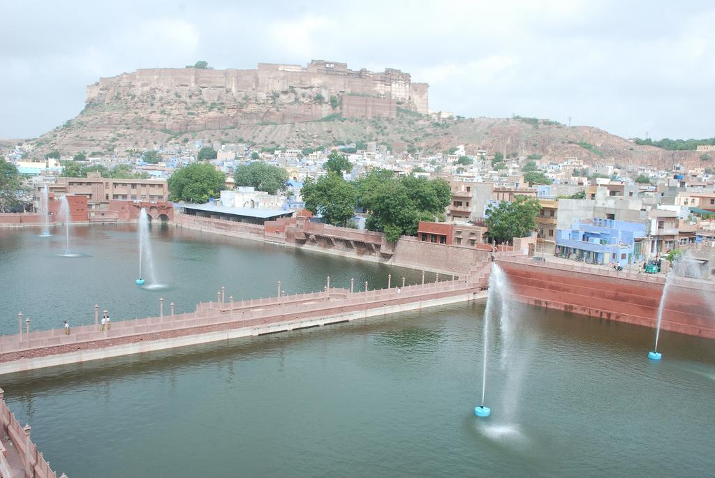 Отель Jee Ri Haveli Джодхпур Экстерьер фото