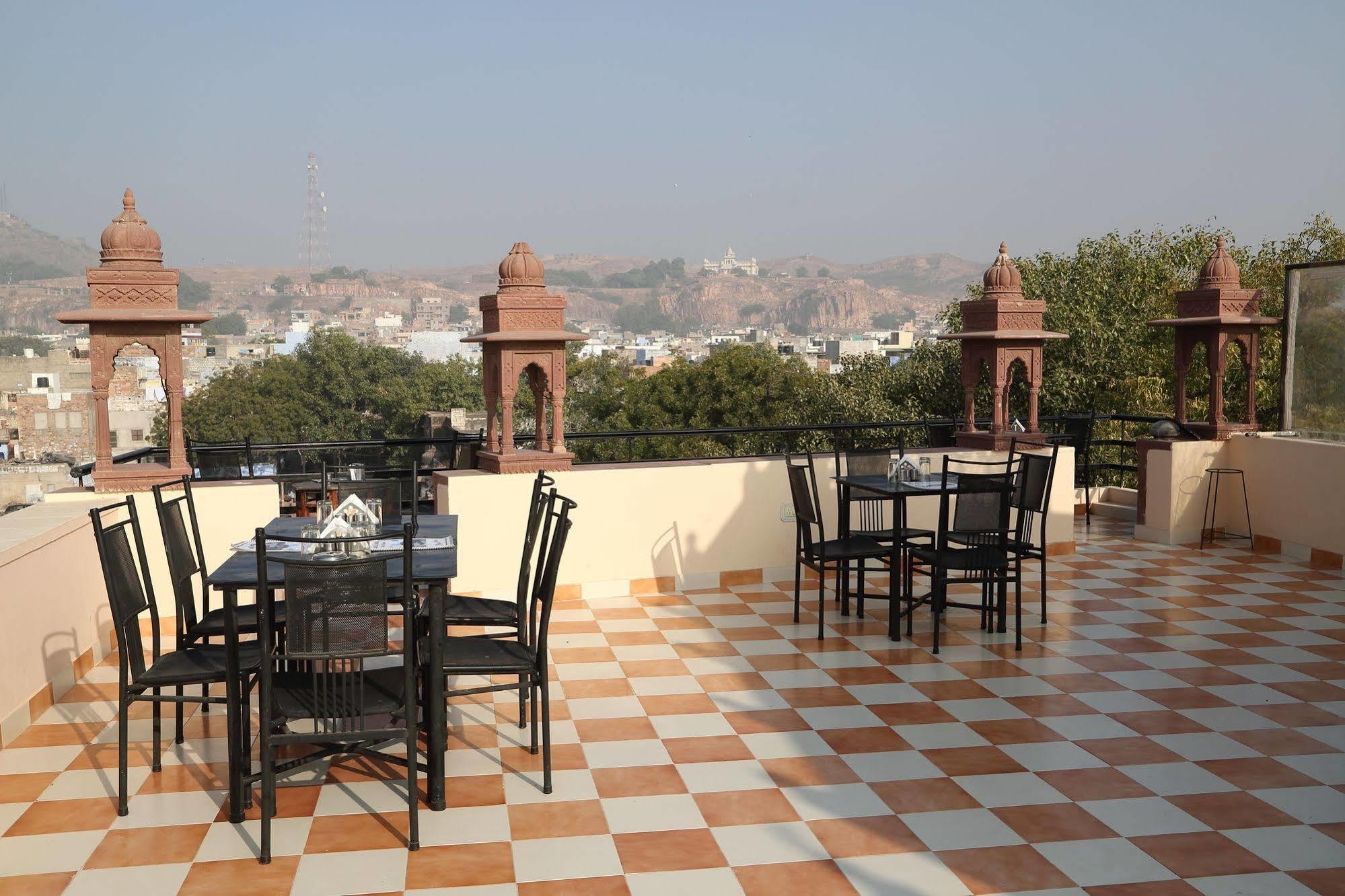 Отель Jee Ri Haveli Джодхпур Экстерьер фото